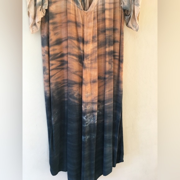 Boho LUX Tie Dye Boho Beach Dress - Picture 5 of 9